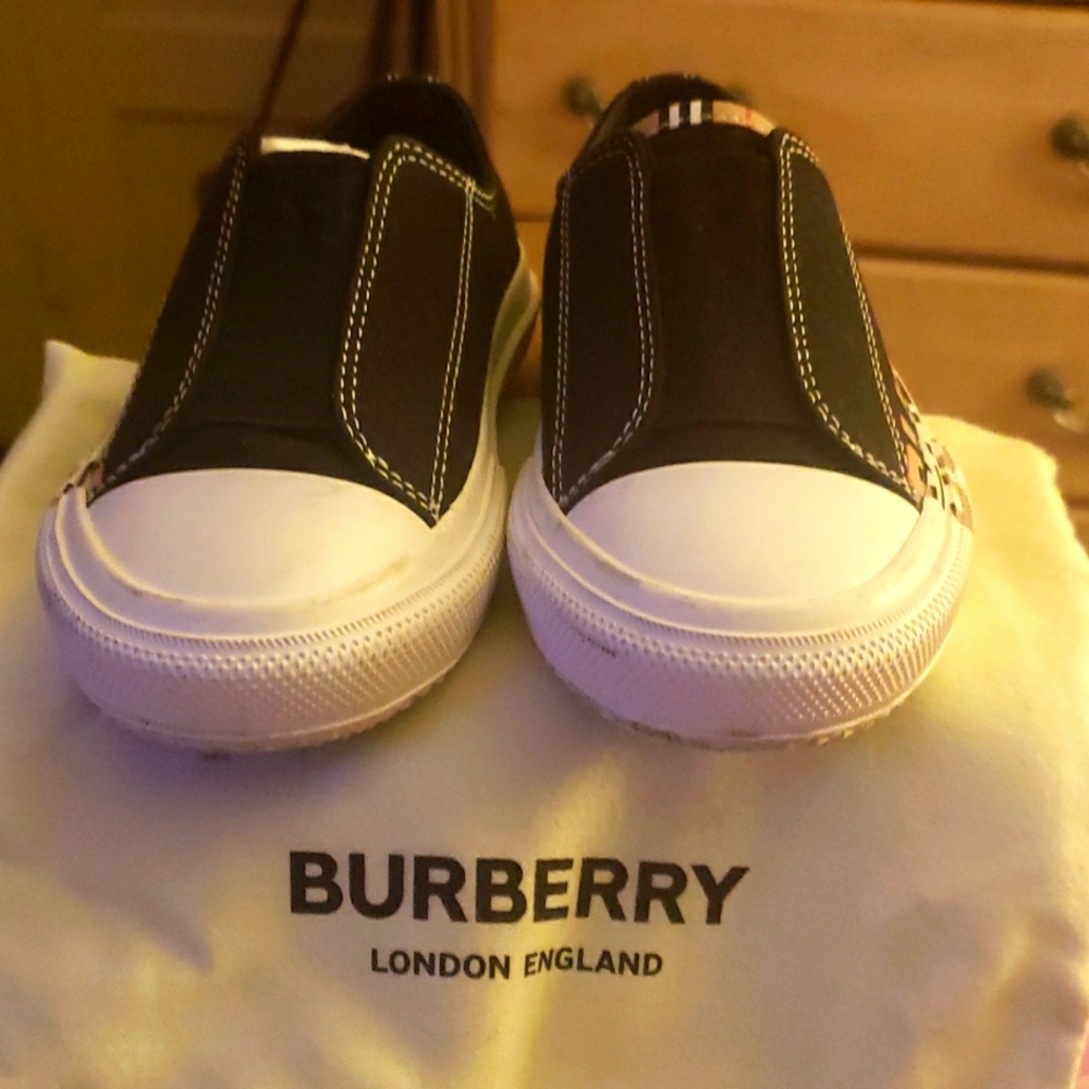 Baby Burberry Sneakers
